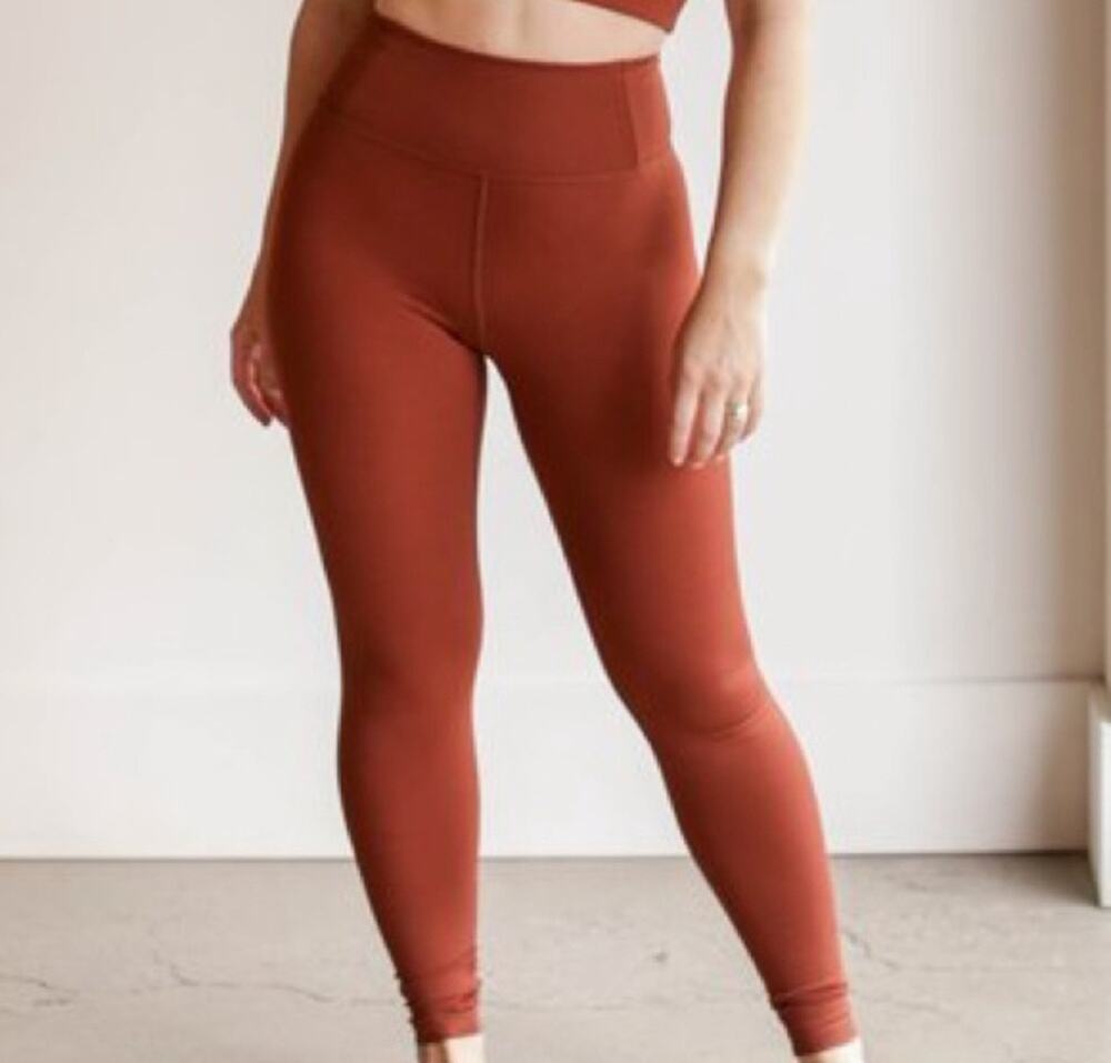Girlfriend Collective Float High Rise Seamless Leggings Size XXS Mahogany